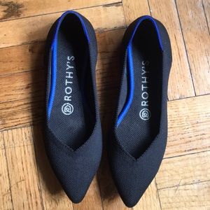 Rothy’s The Point Black Solid Flats Shoes Size 6